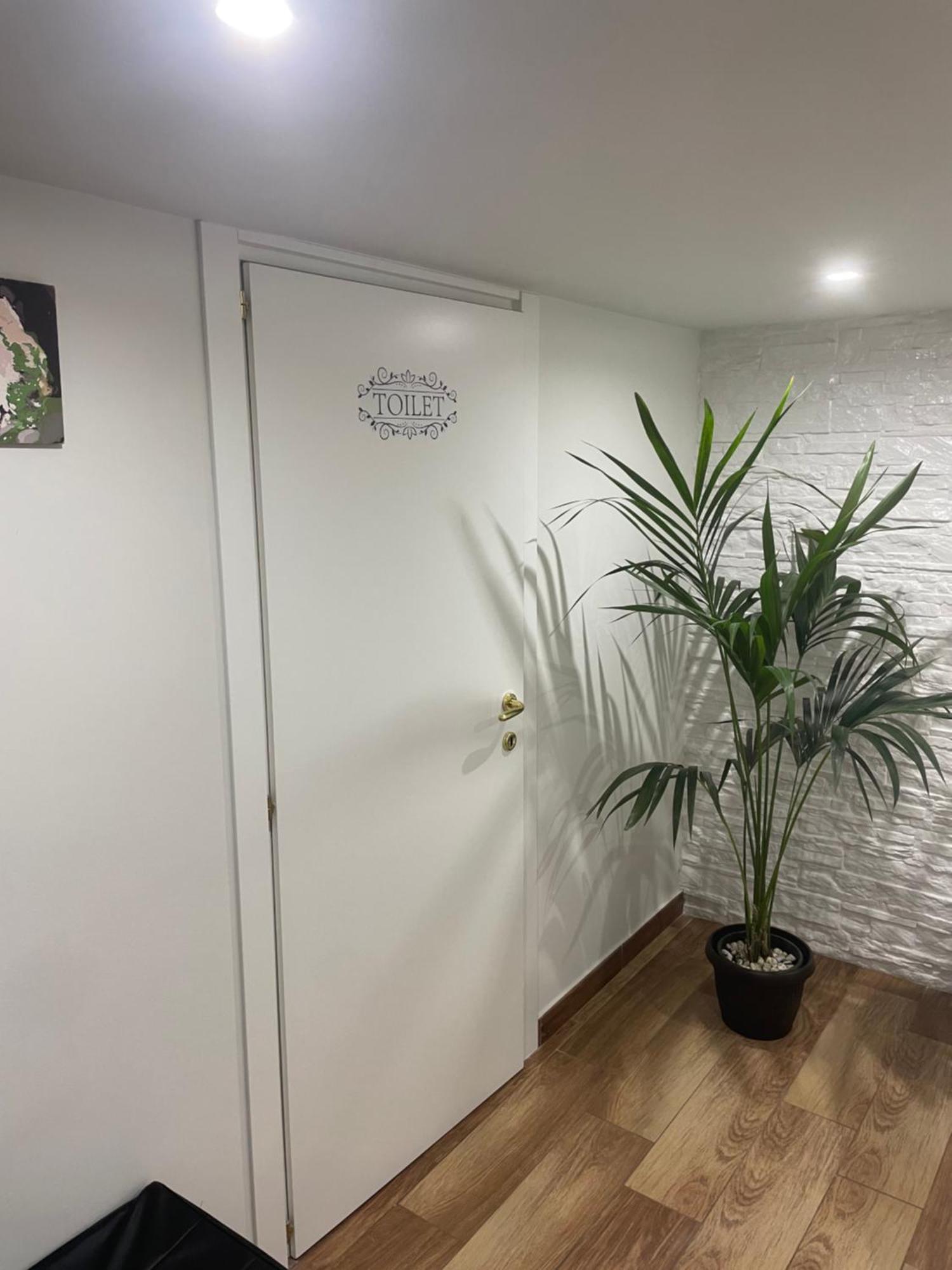 Casa Vacanza Damas Barletta Exterior foto
